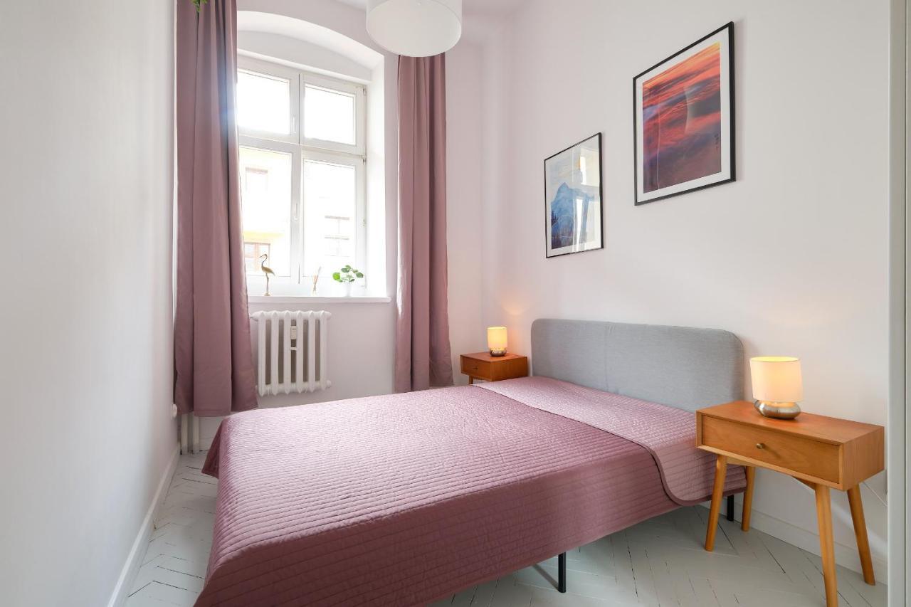 Plac Ratuszowy 50 - Old Town - 2 Sypialnie I Salon يلينيا غورا المظهر الخارجي الصورة